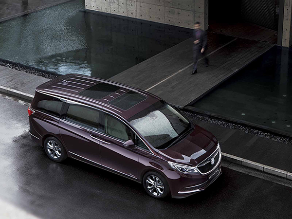 別克商務(wù)車